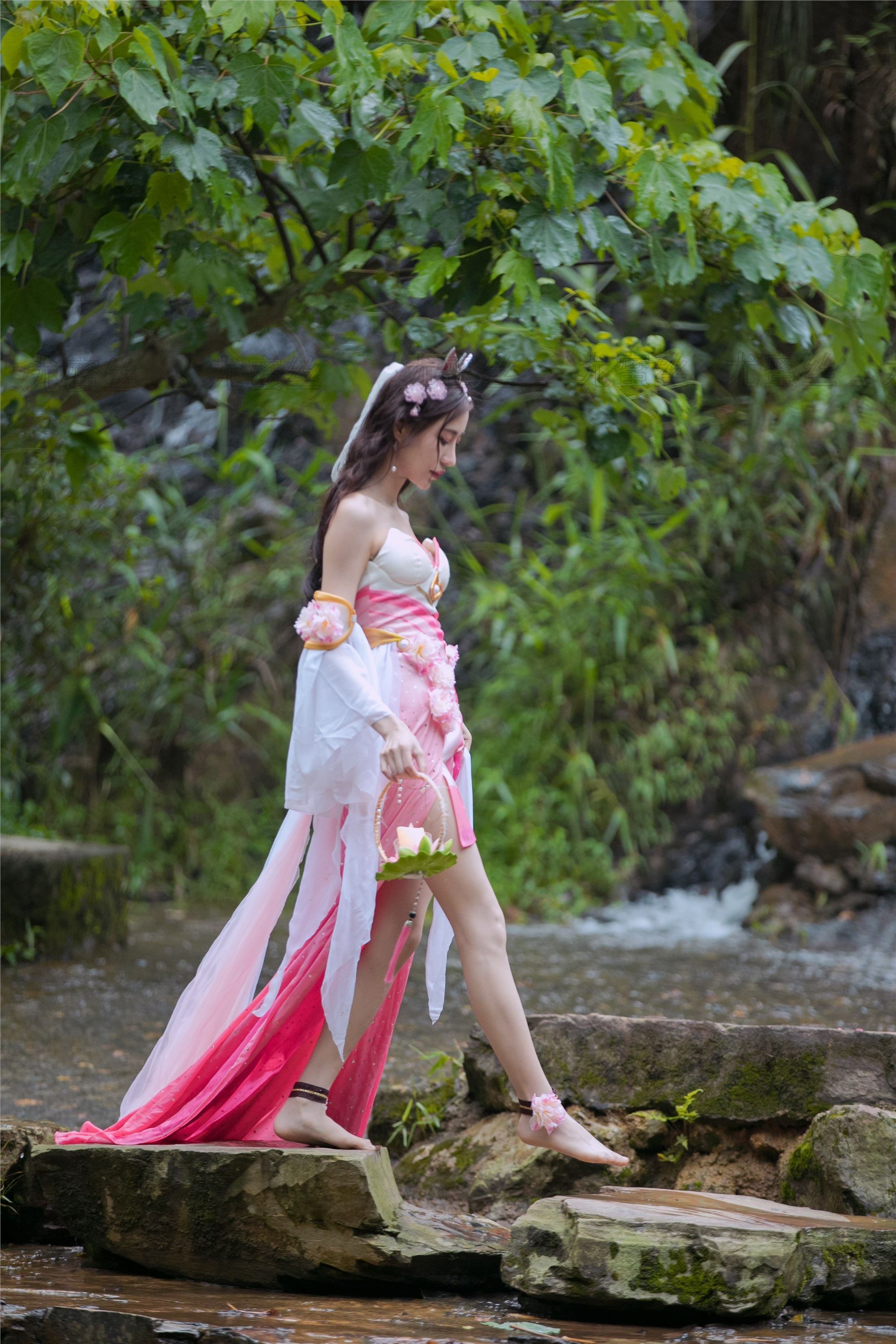 尤蜜丝 穿搭写真 NO.031